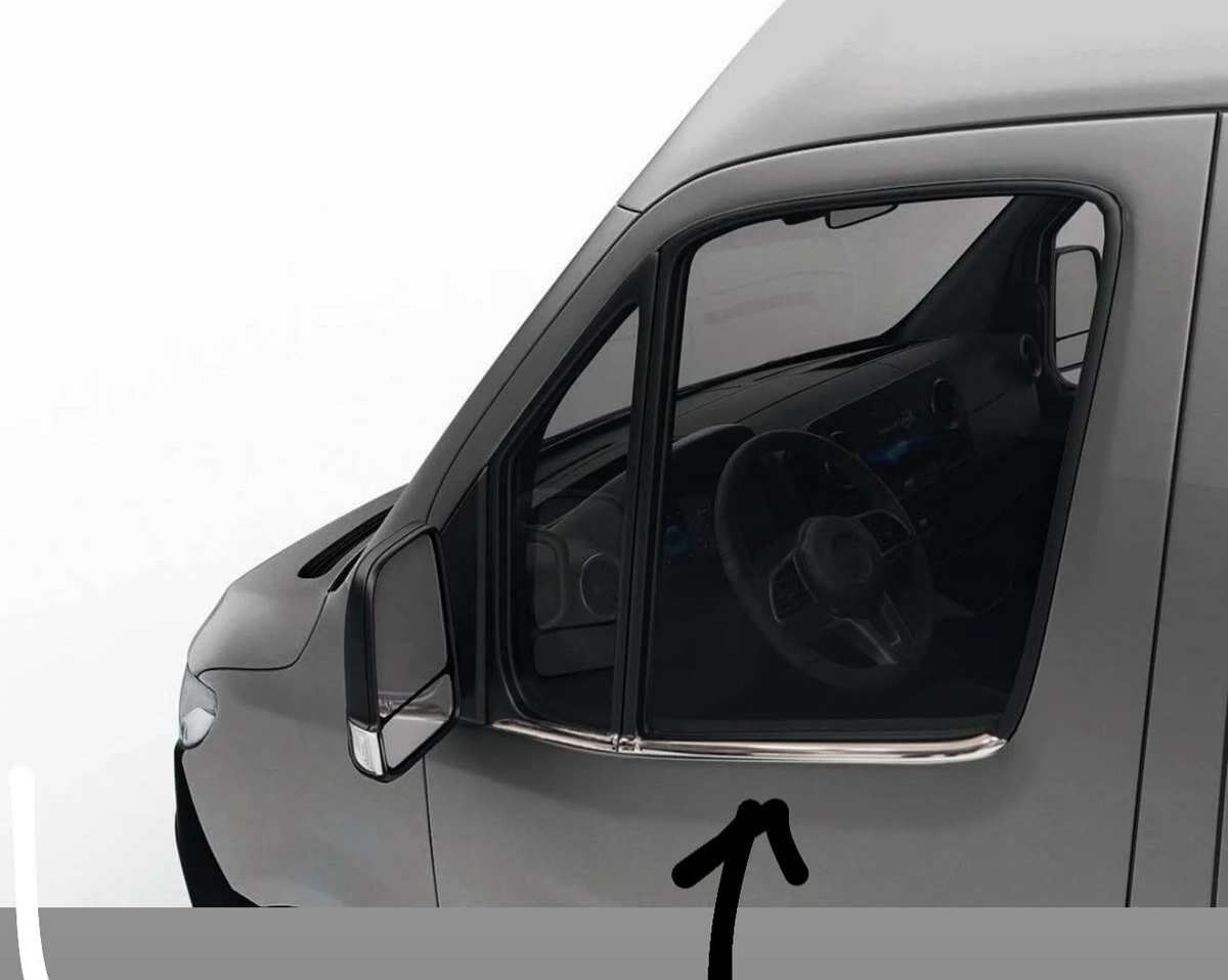 Mercedes Sprinter W907 krom cam alt çıtası 2018 ve sonrası 4 parça
